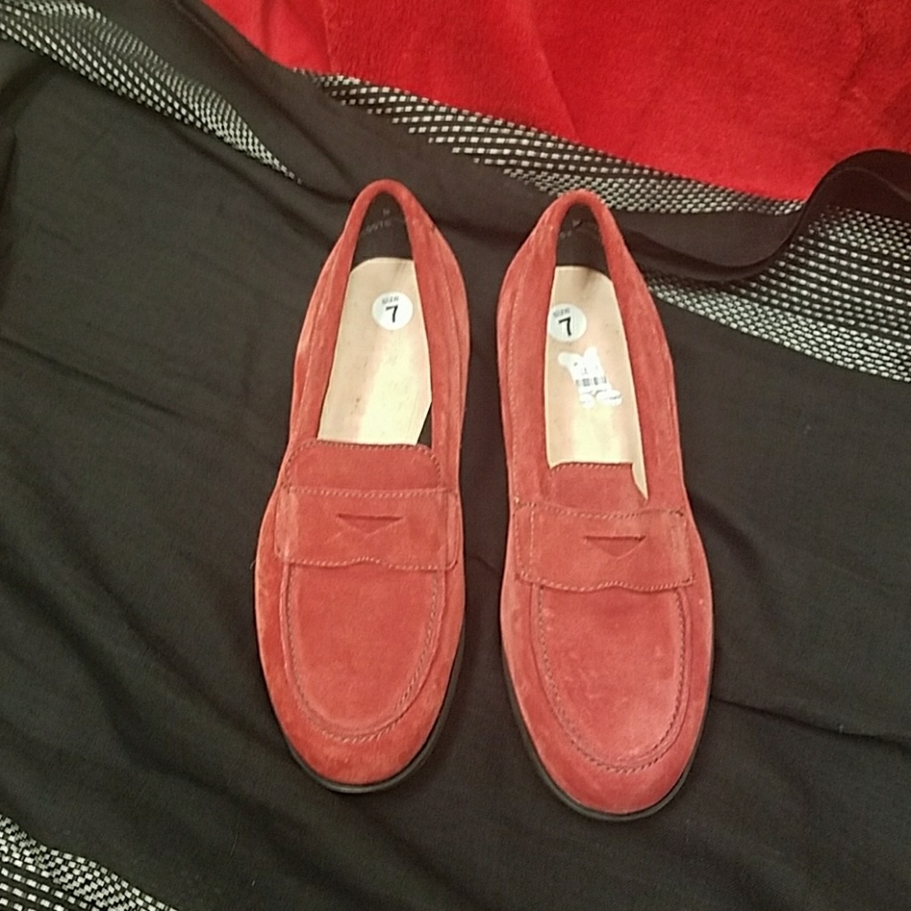 Munro red wedge loafers.
